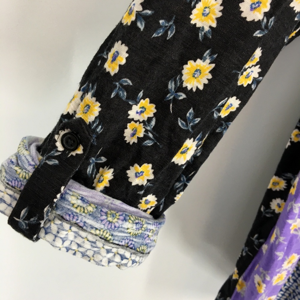 Style & Co Mixed Floral Print Ladder Button Top - Picture 5 of 8